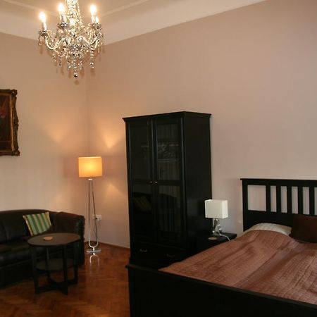 Diamonds Apartment With 2 Rooms Near Guzsdu Udvar ブダペスト エクステリア 写真
